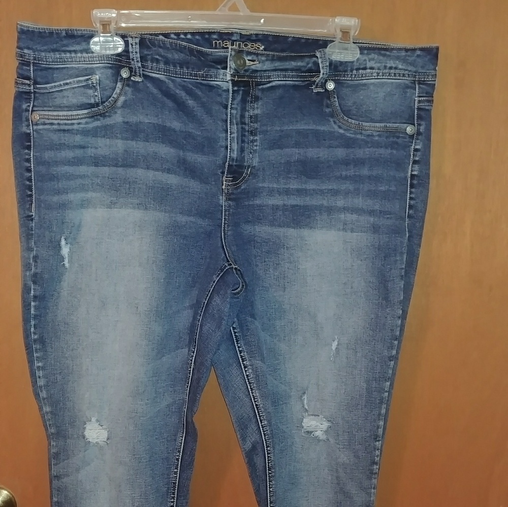 Maurices Denim Flex Destructed Jegging Size 22